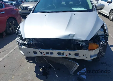 2015 Ford Focus Se из США, поврежденный, VIN 1FADP3F23FL273129